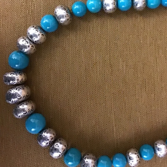 NWOT Beautiful Silver and Turquoise Necklace - Picture 2 of 7